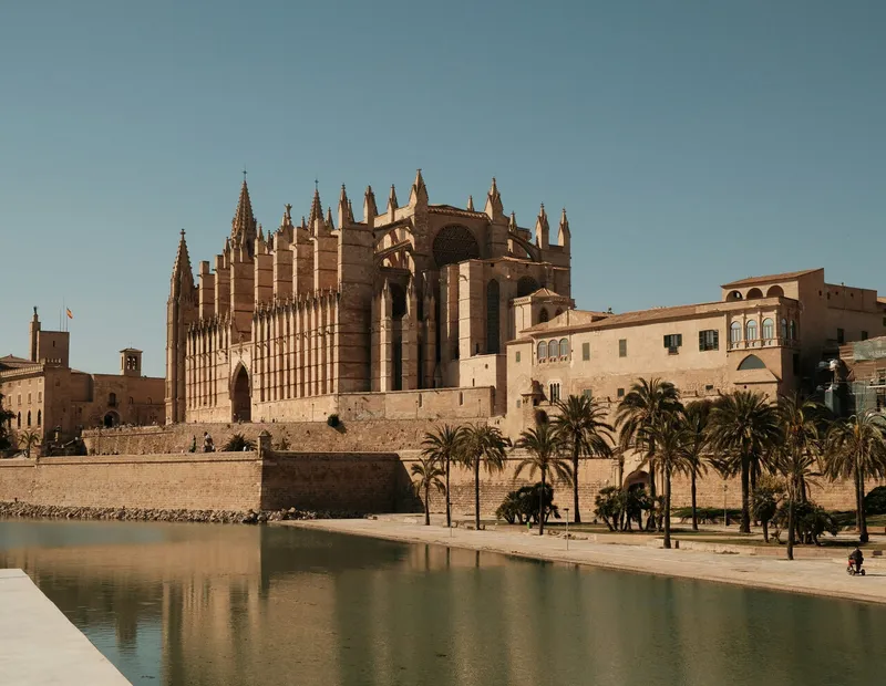 Hospitality Investment & Advisory